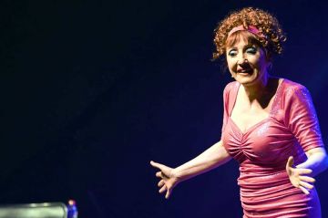 &quot;Certifié Mado&quot; le spectacle de Noëlle Perna sur C8 samedi 10 juin 2023