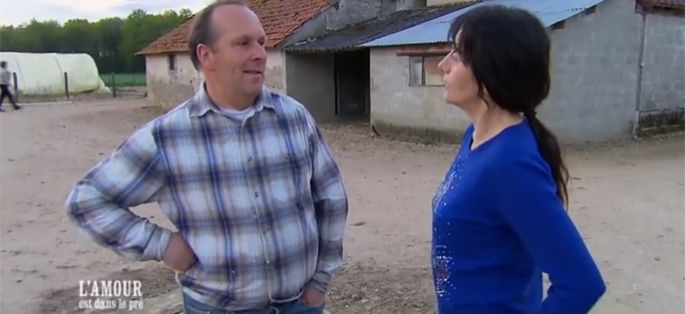 Replay “L'amour est dans le pré” : Isabelle annonce à Thierry qu'elle préfère en rester là ! (vidéo)