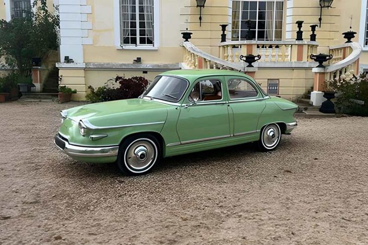 &quot;Vintage Mecanic&quot; : Restauration d&#039;une  Panhard Pl17 sur RMC Découverte lundi 21 avril 2025 (vidéo)