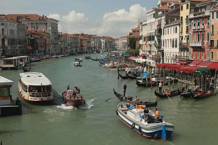 “Drôles de villes pour une rencontre” : « Venise, une ville posee sur l'eau », mercredi 18 août sur France 5 (vidéo)