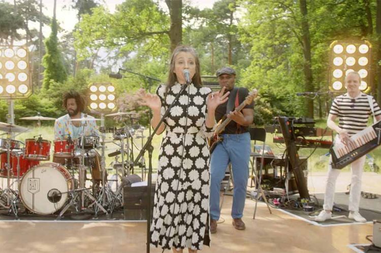 Catherine Ringer chante Rita Mitsouko, concert au Parc Floral à revoir sur France 2 jeudi 21 juillet (vidéo)