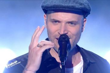 &quot;The Voice&quot; : Jérémy Levif chante « En apesanteur » de Calogero - Vidéo