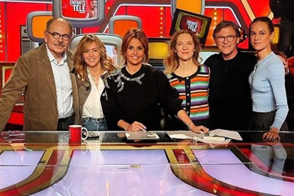 "Les enfants de la télé" dimanche 18 janvier 2026, les invités de Faustine Bollaert sur France 2 (vidéo)