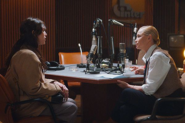 "Les passagers de la nuit" avec Charlotte Gainsbourg &amp; Emmanuelle Béart sur France 4 samedi 1er novembre 2025 (vidéo)