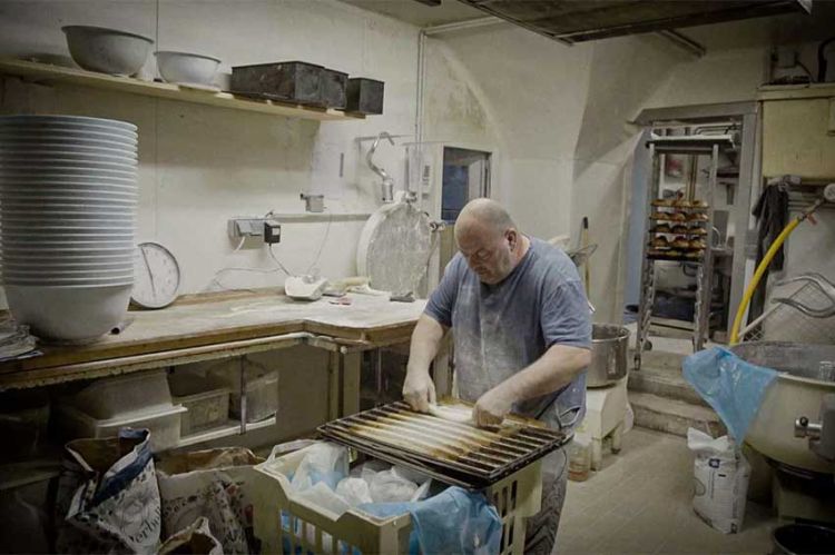 &quot;J'ai pas les codes : Les aventures inattendues du boulanger de Besançon&quot; sur France 3 lundi 22 septembre 2025