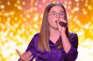 Replay &quot;The Voice Kids&quot; : Romane chante &quot;Writing&#039;s On The Wall &quot; de Sam Smith - Vidéo