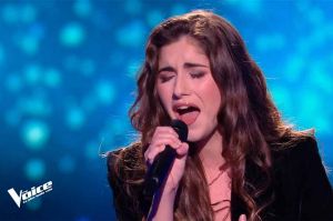 Replay “The Voice” : Léa chante « Strong » de London Grammar (vidéo)