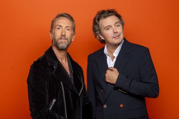 "En bande organisée" dimanche 5 novembre 2023 : les invités de Philippe Caverivière &amp; Alex Vizorek sur France 2 - Vidéo