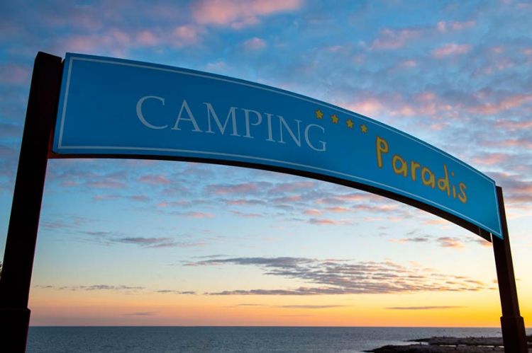 “Camping Paradis” : retour dans les années 70, lundi 9 août sur TF1