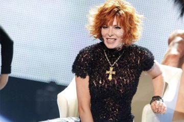 &quot;Mylène Farmer, secrets d&#039;une icône&quot; à revoir sur NRJ12 jeudi 15 février 2024 - Vidéo