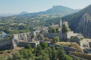 &quot;Forteresses et châteaux imprenables : construction XXL&quot; sur RMC Découverte lundi 23 juin 2025 (vidéo)