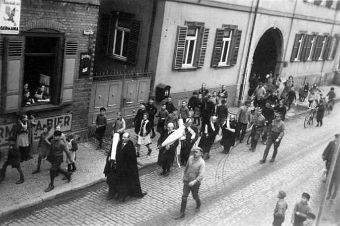 &quot;La Nuit de cristal : les pogroms de novembre&quot;, le déchaînement de la violence nazie, mardi 28 octobre 2025 sur Arte