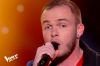 Replay “The Voice” : Yoann Dejean chante « Elle est d&#039;ailleurs » de Pierre Bachelet (vidéo)