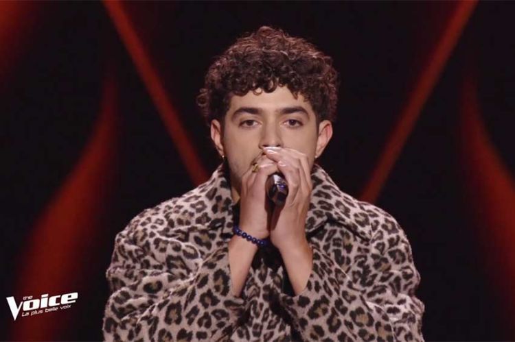 Replay "The Voice" : Bikini Boxon chante "Lola" de Superbus (vidéo)