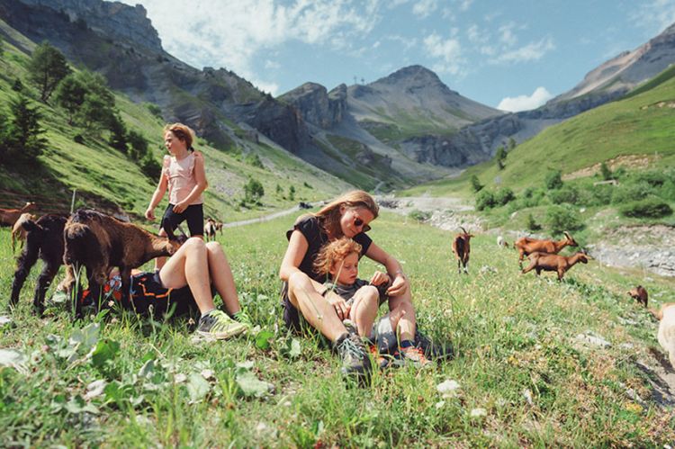 « Bergers en famille » : immersion dans le quotidien d'une famille atypique sur ARTE mardi 6 août 2024