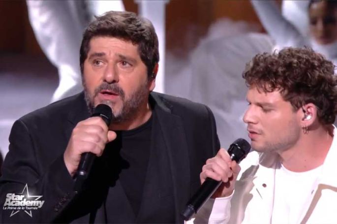 Replay "Star Academy" : Théo et Patrick Fiori chantent « 4 mots sur un piano » (vidéo)