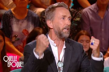 "Le Phil'Pol" de Philippe Caverivière du 14 octobre 2023 dans "Quelle époque !" sur France 2 - Vidéo