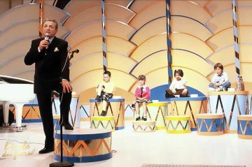 "Retour à l'école des fans" de Jacques Martin sur CStar mardi 23 décembre 2025