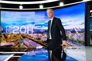 Le JT de 20H de TF1 présenté par Julien Arnaud suivi par 7 millions de téléspectateurs hier soir