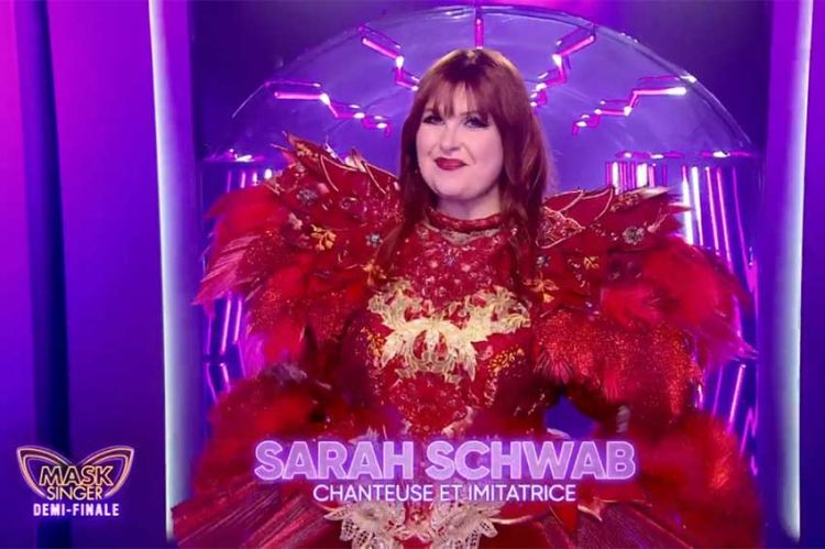 "Mask Singer" : La Vénitienne était... Sarah Schwab, regardez son démasquage ! (vidéo)