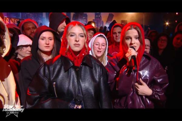 Replay "Star Academy" : Anouk et Héléna chantent "Capuche" (vidéo)
