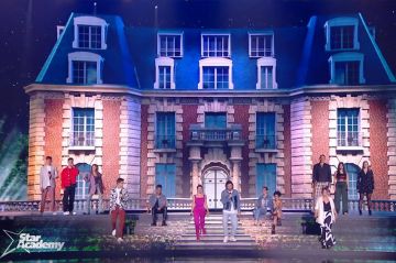 Replay "Star Academy" : les 13 élèves chantent "Au bout de mes rêves" de Jean-Jacques Goldman - Vidéo