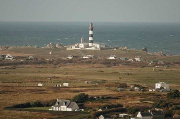 "De bonnes ondes" à Ouessant avec Raphaël de Casabianca sur NOVO19 dimanche 30 août 2026 (vidéo)