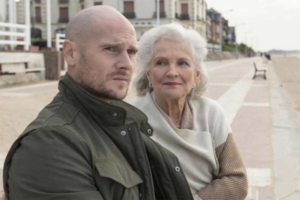 "Meurtres sur la Côte Fleurie" avec Marie-Christine Barrault et Nicolas Gob sur France 3 samedi 21 juin 2025