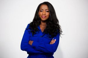 Hapsatou Sy arrive sur RMC Story pour y présenter un magazine : “Secrets de Conso”