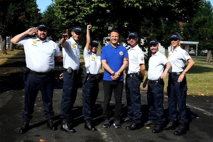 “Les touristes” : mission école de Police avec Jarry, Baptiste Giabiconi... le 9 août sur TF1