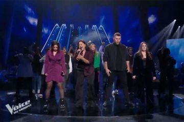 Replay &quot;The Voice&quot; : Mickaël, Héléna Hélia, Julie et Jessica chantent &quot;Un jour au mauvais endroit&quot; de Calogero (vidéo)