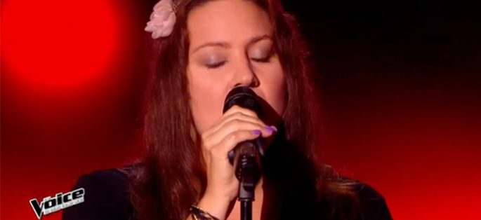 Replay “The Voice” : Eugénie O’Mey interprète « Rumor Has It » de Adèle (vidéo)