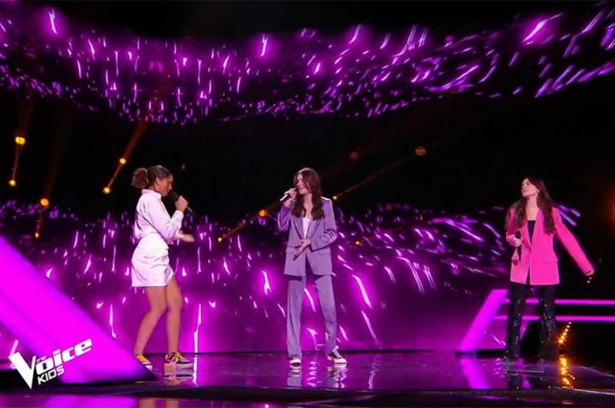 Replay &quot;The Voice Kids&quot; : Margaux, Lou-Agathe & Lya chantent &quot;What About Us&quot; de Pink - Vidéo