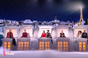 Replay &quot;Star Academy&quot; : La collégiale &quot;Noël ensemble&quot; avec les élèves, les profs &amp; les invités du prime - Vidéo