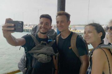 Les réseaux sociaux vont-ils tuer le tourisme ? Enquête d&#039;Hugo Clément le 13 mai 2024 sur France 5