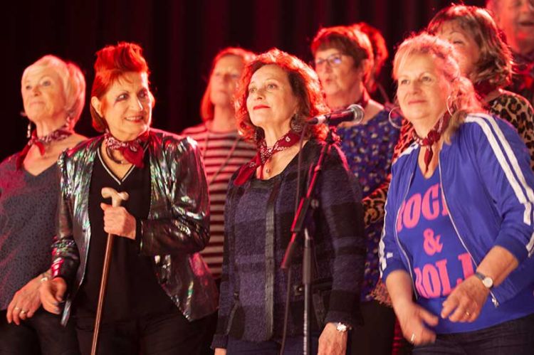 Inédit, le film &quot;Choeur de Rockers&quot; diffusé sur France 2 dimanche 23 novembre 2025 (vidéo)