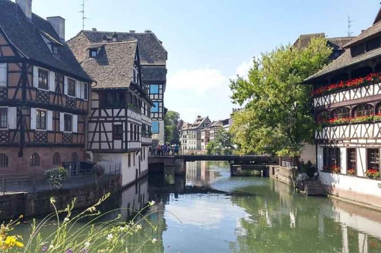 “César Wagner” en tournage à Strasbourg avec Gil Alma et Fanny Cottençon pour France 3