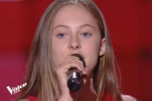 Replay “The Voice Kids” : Léna chante « Valerie » d’Amy Winehouse (vidéo)