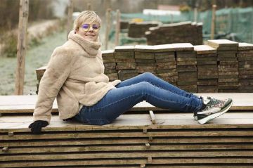 &quot;L&#039;amour est dans le pré&quot; : Extrait du portrait de Perrine diffusé sur M6 lundi 6 février 2023 (vidéo)