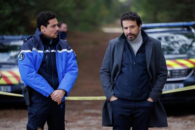 &quot;Dans l'ombre des dunes&quot; avec Bruno Salomone et Mickaël Lumière à revoir sur France 3 jeudi 4 décembre 2025
