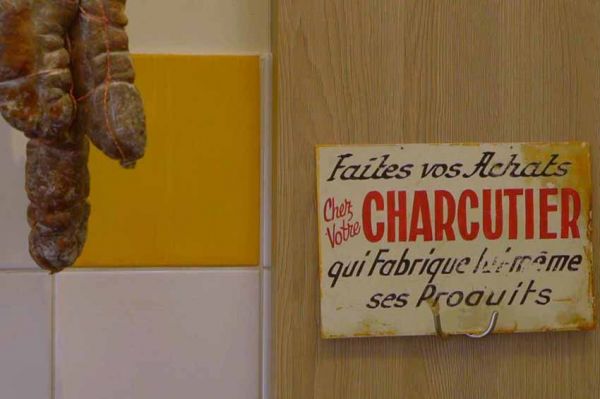 “Reportages découverte” « Charcutiers : l'art du cochon », dimanche 30 octobre 2022 sur TF1