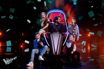 Replay &quot;The Voice Kids&quot; : Eline et Naël, Loucia et Lenny chantent &quot;Laissez-moi danser&quot; de Dalida (vidéo)