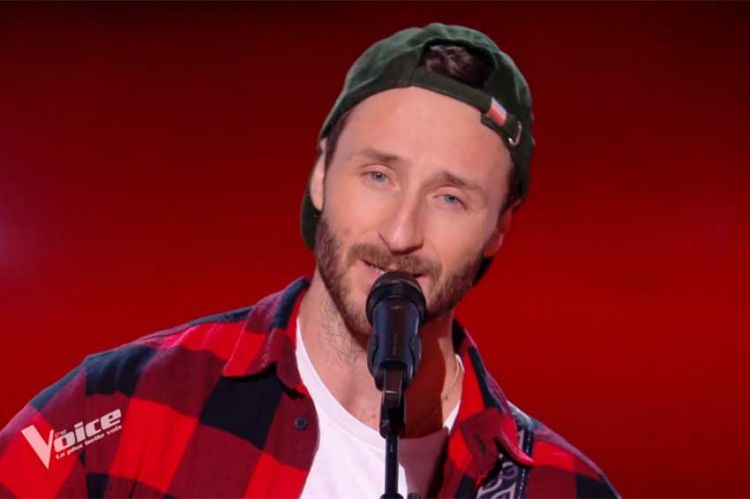 "The Voice" : Patxi Eli chante "Sex on fire" de Kings of Leon - Vidéo