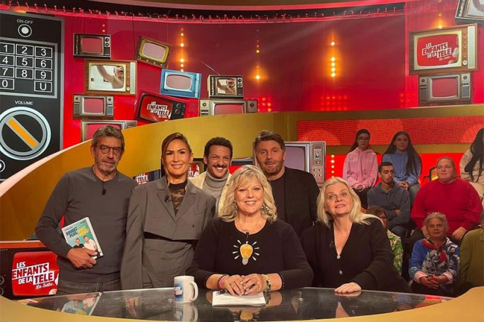 &quot;Les enfants de la télé&quot; dimanche 19 novembre 2023 : les invités de Laurence Boccolini sur France 2 - Vidéo