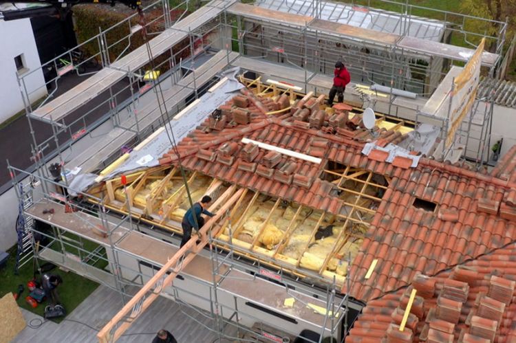 &quot;Travaux XXL : un étage en plus&quot; : le 4ème épisode diffusé sur RMC Découverte mercredi 1er novembre 2023
