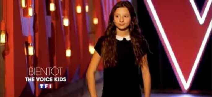 “The Voice Kids” : portrait de Maé, qui rêve de gagner la 3ème saison sur TF1 (vidéo)
