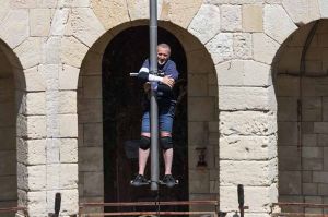 “Fort Boyard” : les meilleurs moments du samedi 2 juillet dans le Très Fort Replay du Père Fouras (vidéo)