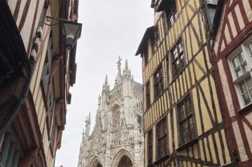 &quot;Les héros du patrimoine&quot; consacré au patrimoine religieux en péril mercredi 13 décembre sur France 3 - Vidéo