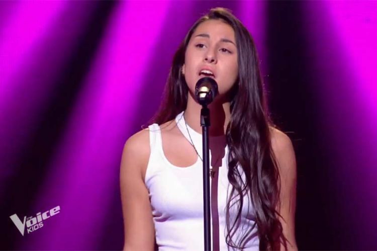 Replay &quot;The Voice Kids&quot; : Giuliana chante &quot;Vie d’Artiste&quot; de La Zarra (vidéo)