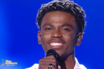Replay "Star Academy" : Franck chante "Je vole" de Michel Sardou (vidéo)